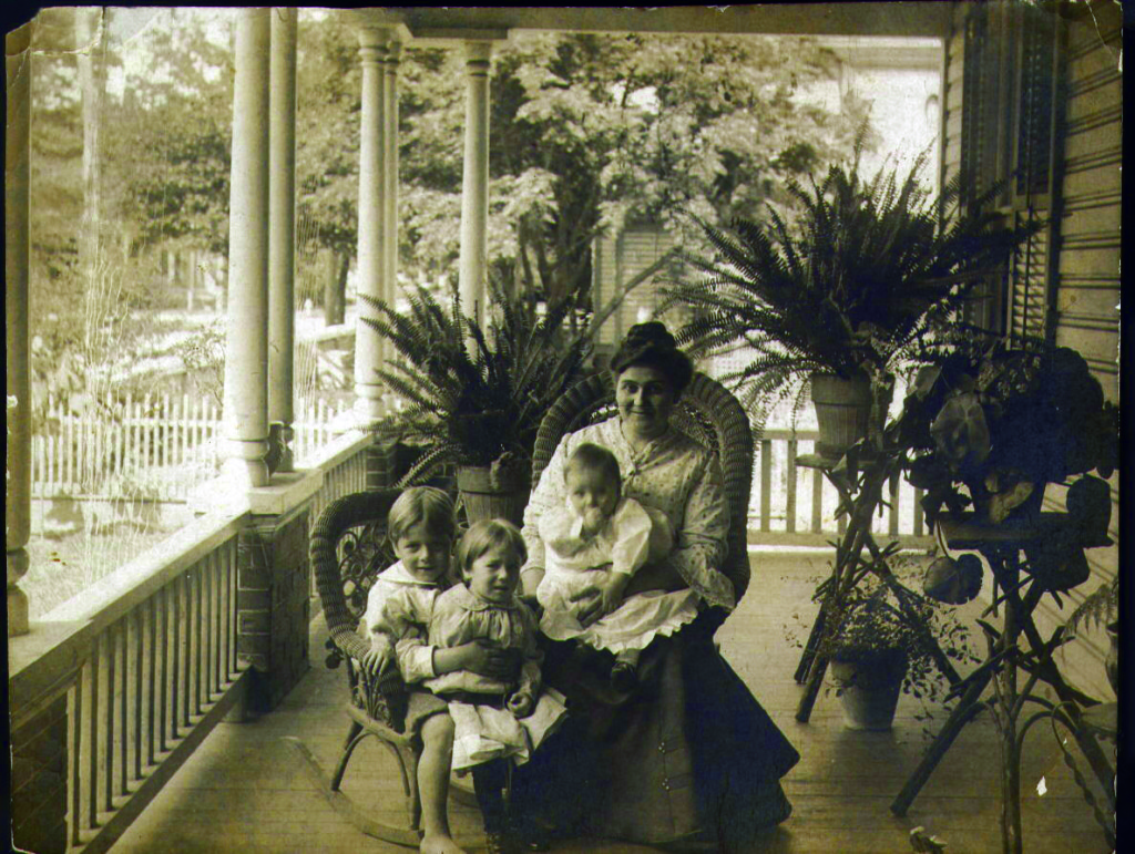 Veranda & Period Room picture